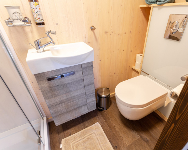 Bad WC Waschbecken